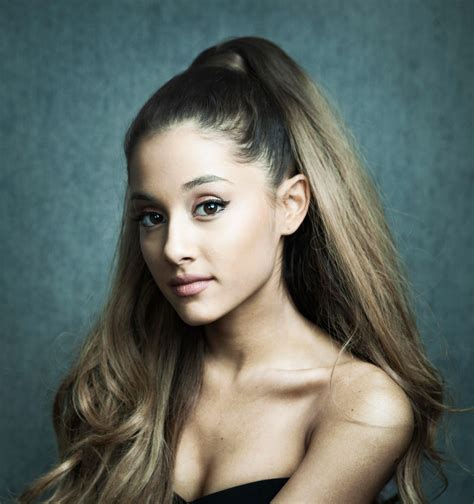 wallpaper ariana grande